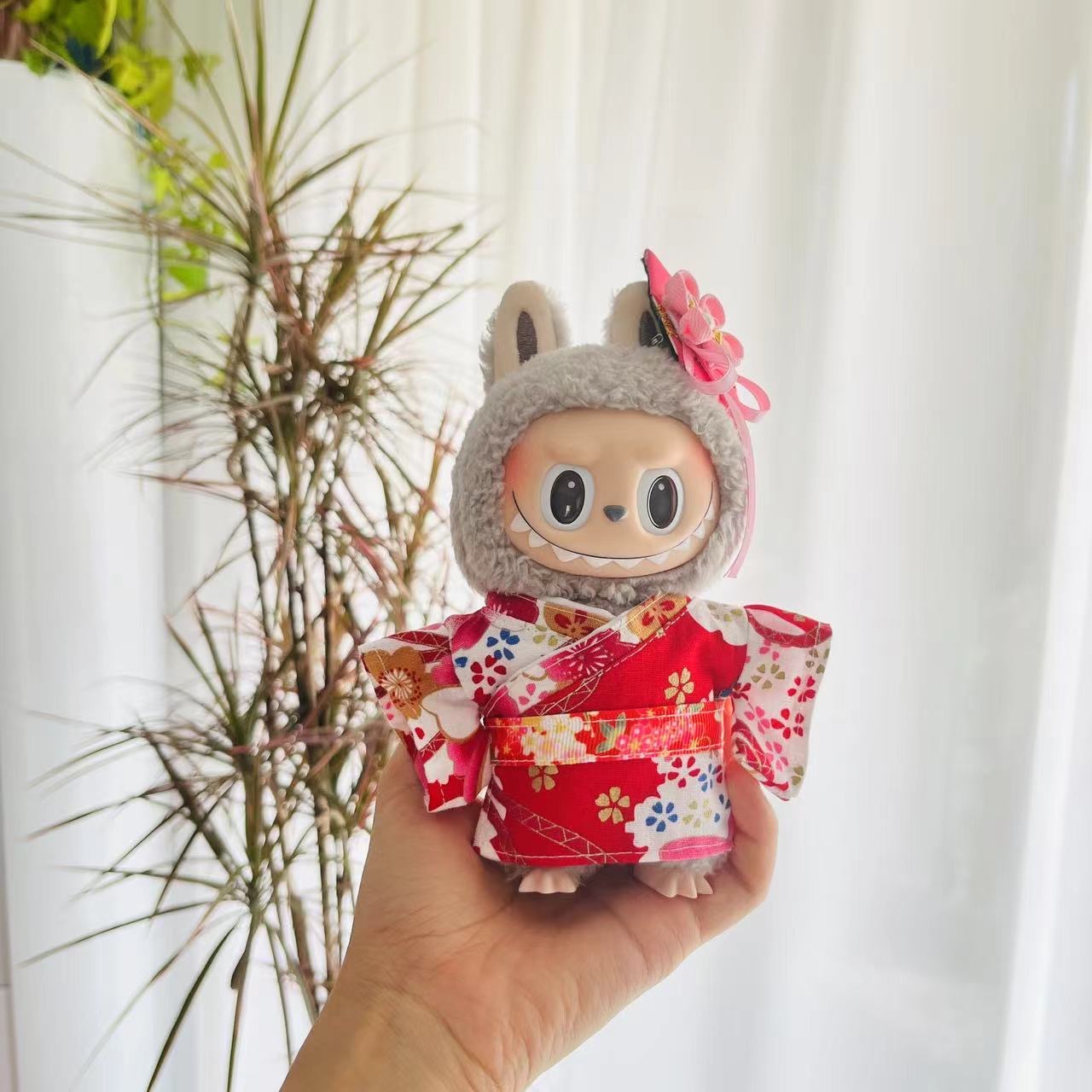 17 cm Labubu Idol Bambole Vest - Japanese Kids Lifestyle recensione e prezzo