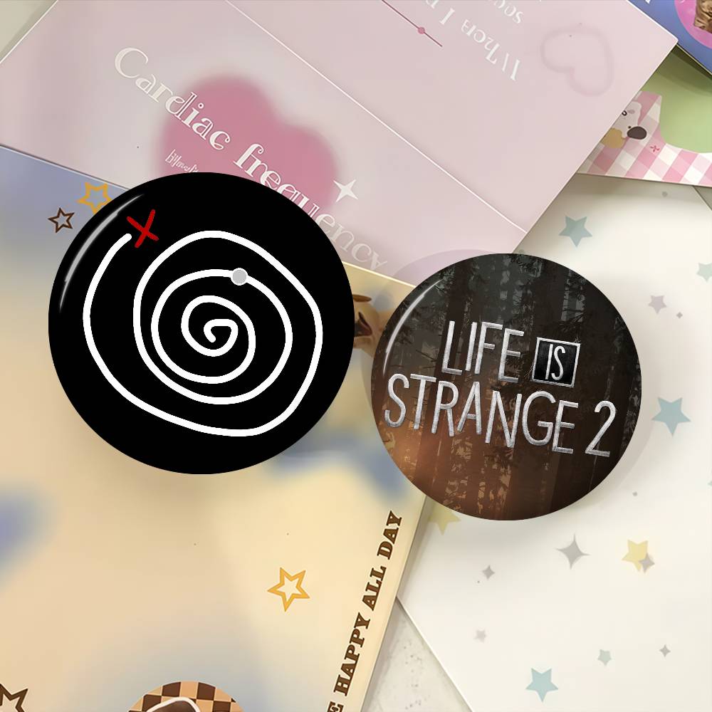 Spilla a bottone anime fatta a - Japan Lifestyle recensione e prezzo