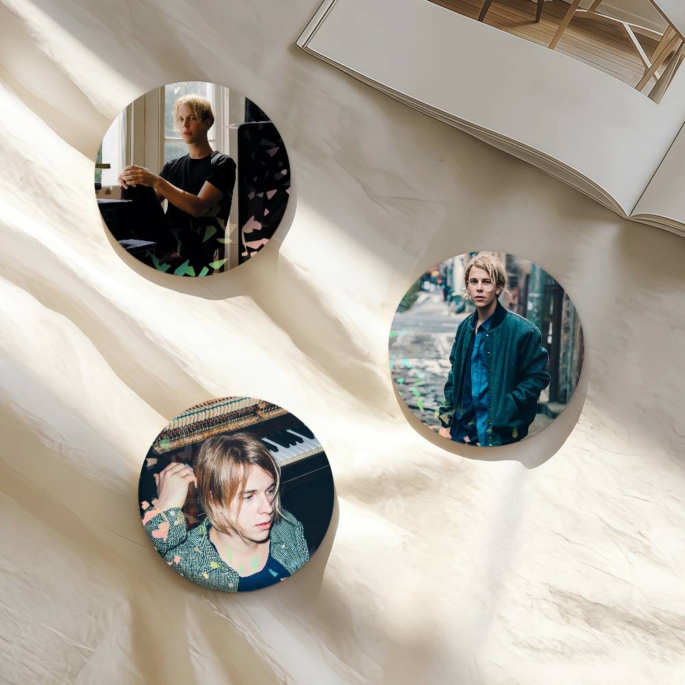 Cantante T-Tom Odell Una merav - Japan Lifestyle recensione e prezzo